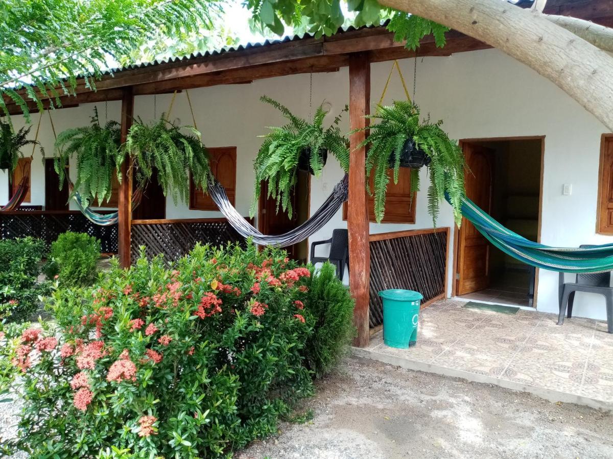 Hostal La Finquita ปาโลมิโน ภายนอก รูปภาพ
